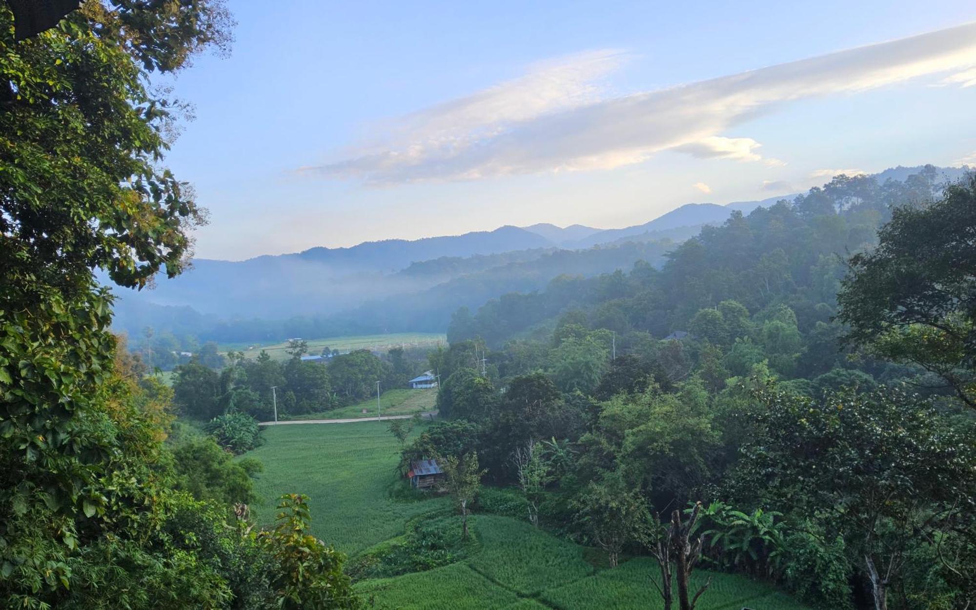 Balmy Hideout Cafe & Homestay Ban Huai Kaeo Zewnętrze zdjęcie