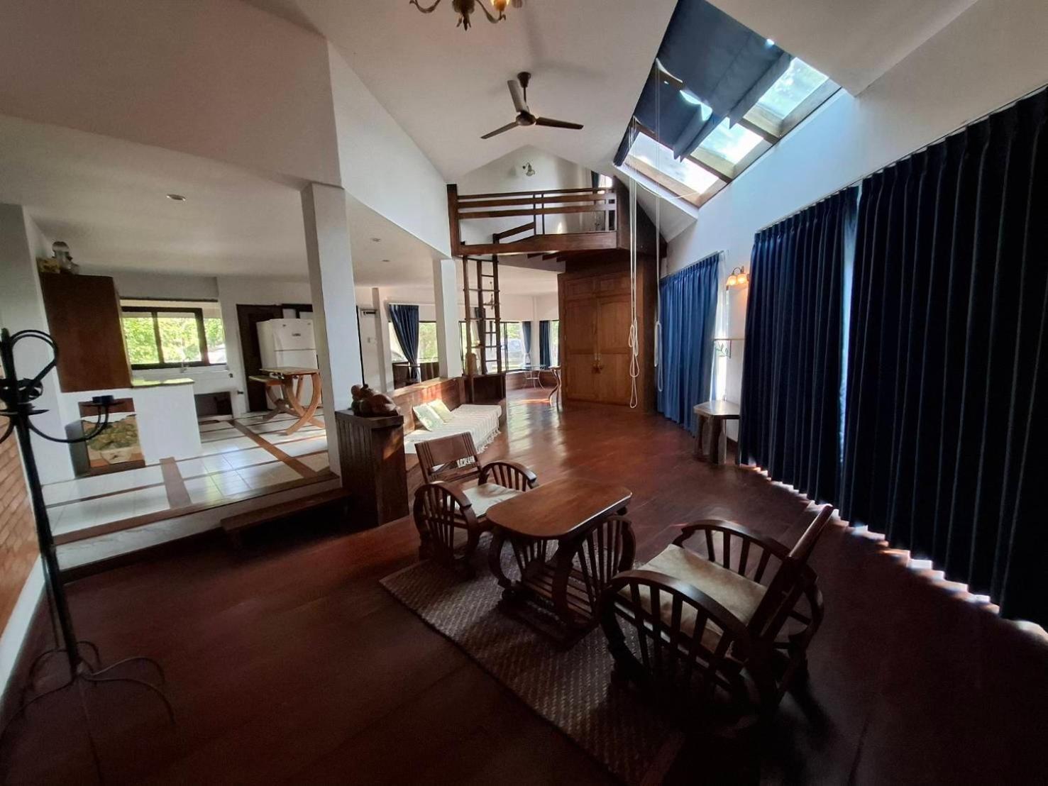 Balmy Hideout Cafe & Homestay Ban Huai Kaeo Zewnętrze zdjęcie